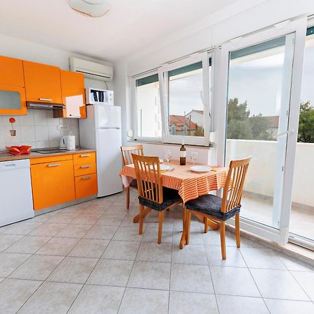 Apartments Baricevic Bol Exterior photo