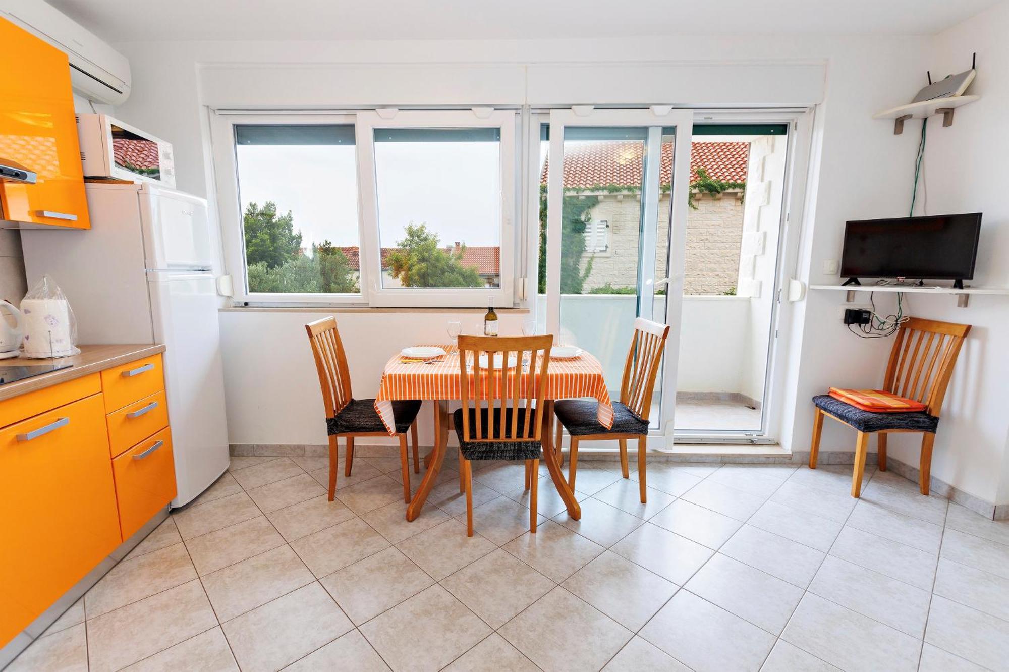 Apartments Baricevic Bol Exterior photo