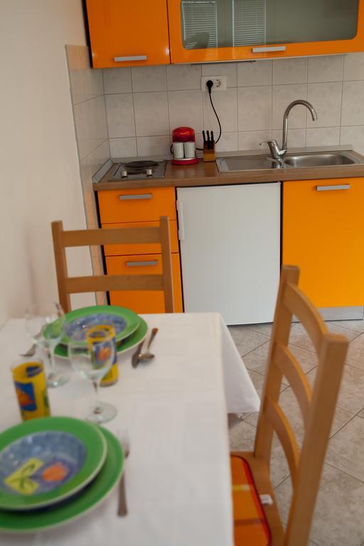 Apartments Baricevic Bol Exterior photo
