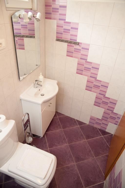 Apartments Baricevic Bol Exterior photo